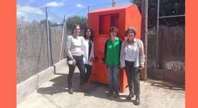 Villablanca instal·la dos contenidors de recollida de roba vinculats al projecte ROBA AMIGA