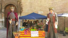 Els serveis de Villablanca presents en la comunitat el dia de Sant Jordi